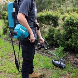 Masina de cosit cu acumulatori cu suport rucsac, model UR201CZ, 2X18V, Brushless